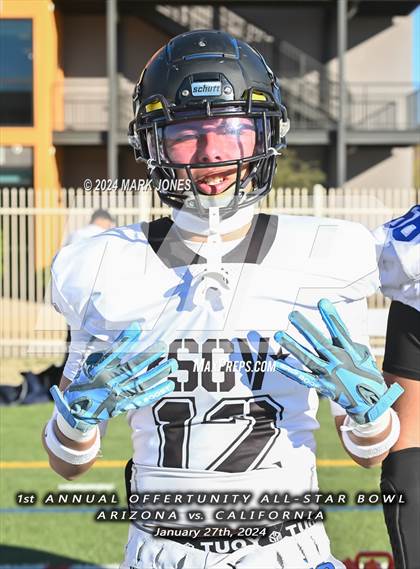 Thumbnail 3 in 1st  Annual Offertunity All-Star Bowl (Arizona vs. California) photogallery.