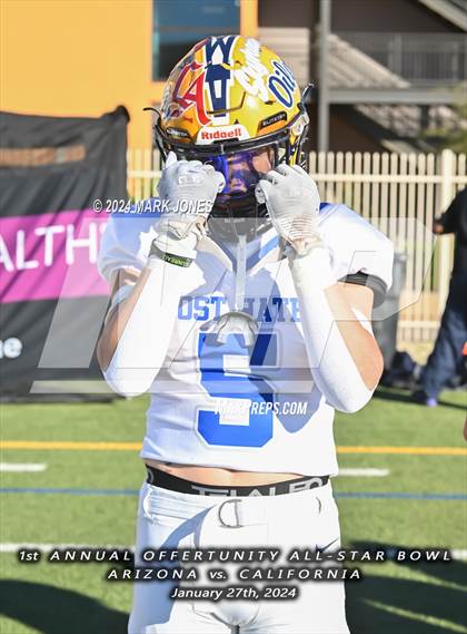 Thumbnail 1 in 1st  Annual Offertunity All-Star Bowl (Arizona vs. California) photogallery.