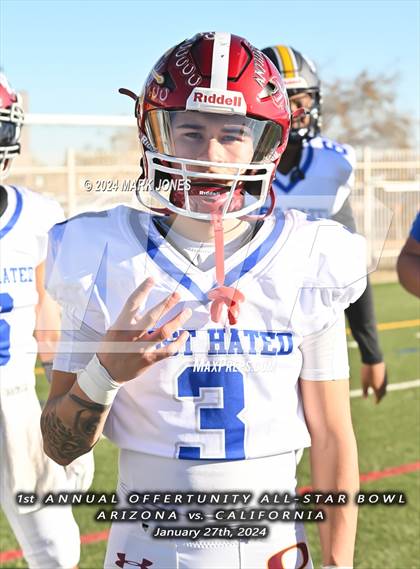 Thumbnail 1 in 1st  Annual Offertunity All-Star Bowl (Arizona vs. California) photogallery.