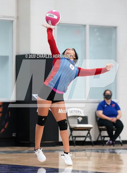 Thumbnail 1 in Royal @ Navasota photogallery.