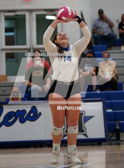 Thumbnail 1 in Royal @ Navasota photogallery.