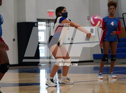 Thumbnail 2 in Royal @ Navasota photogallery.