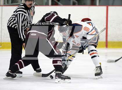 Thumbnail 1 in North Haven @ Lyman Hall photogallery.