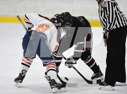 Thumbnail 3 in North Haven @ Lyman Hall photogallery.