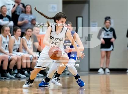 Thumbnail 3 in McMullen County vs. Moulton (1A Regional Quarter Finals) photogallery.