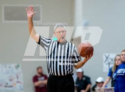 Thumbnail 2 in McMullen County vs. Moulton (1A Regional Quarter Finals) photogallery.
