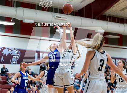 Thumbnail 1 in McMullen County vs. Moulton (1A Regional Quarter Finals) photogallery.