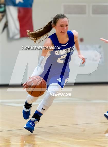 Thumbnail 1 in McMullen County vs. Moulton (1A Regional Quarter Finals) photogallery.