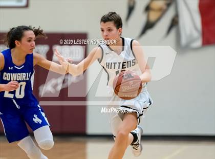 Thumbnail 3 in McMullen County vs. Moulton (1A Regional Quarter Finals) photogallery.
