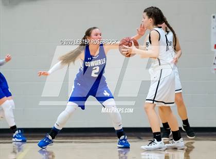 Thumbnail 2 in McMullen County vs. Moulton (1A Regional Quarter Finals) photogallery.