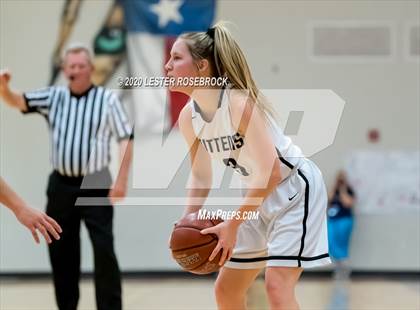 Thumbnail 1 in McMullen County vs. Moulton (1A Regional Quarter Finals) photogallery.