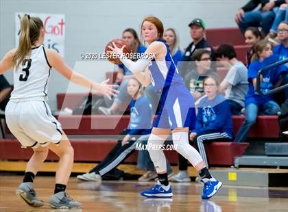 Thumbnail 2 in McMullen County vs. Moulton (1A Regional Quarter Finals) photogallery.
