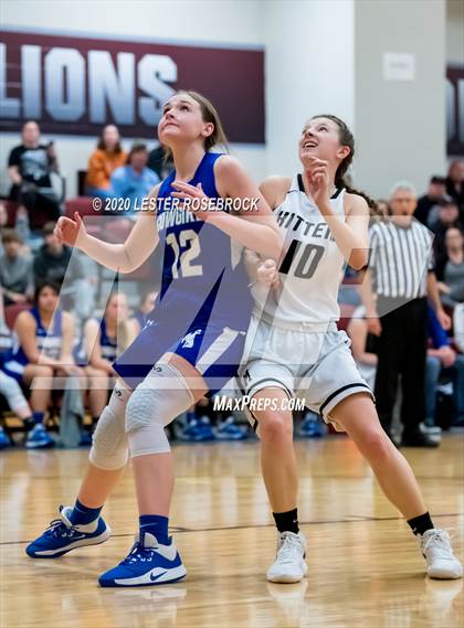 Thumbnail 3 in McMullen County vs. Moulton (1A Regional Quarter Finals) photogallery.