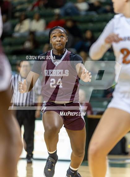 Thumbnail 3 in Midland Legacy vs. Pebble Hills (Byron Johnston Holiday Classic)  photogallery.