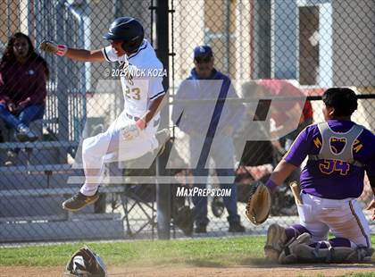 Thumbnail 3 in Lynwood vs. Firebaugh photogallery.
