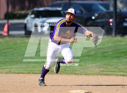 Thumbnail 2 in Lynwood vs. Firebaugh photogallery.