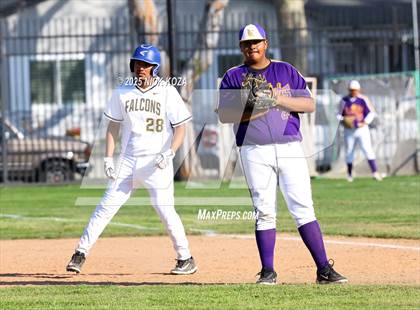 Thumbnail 3 in Lynwood vs. Firebaugh photogallery.