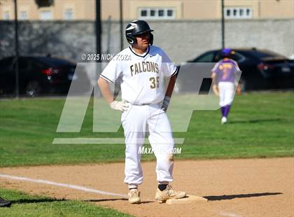 Thumbnail 3 in Lynwood vs. Firebaugh photogallery.