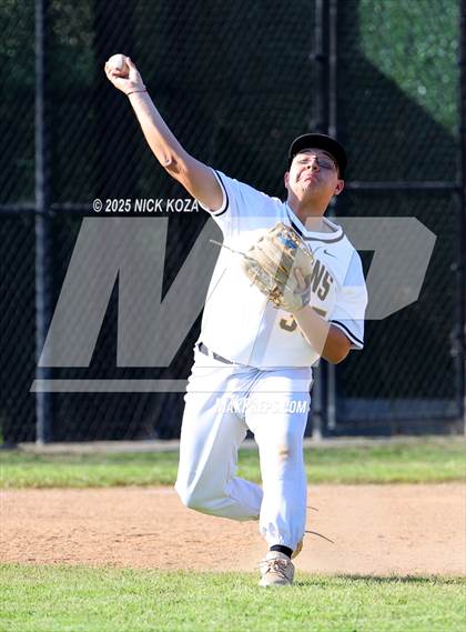 Thumbnail 2 in Lynwood vs. Firebaugh photogallery.