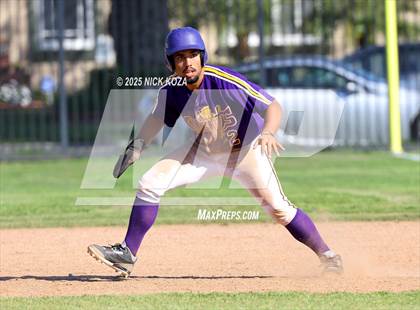Thumbnail 2 in Lynwood vs. Firebaugh photogallery.