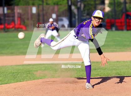 Thumbnail 2 in Lynwood vs. Firebaugh photogallery.