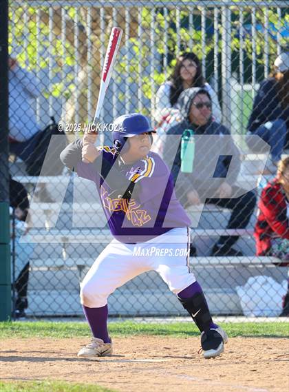 Thumbnail 3 in Lynwood vs. Firebaugh photogallery.