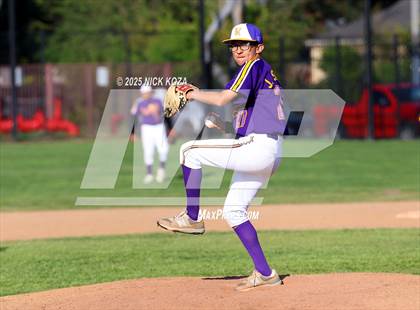 Thumbnail 3 in Lynwood vs. Firebaugh photogallery.