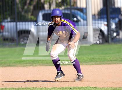 Thumbnail 3 in Lynwood vs. Firebaugh photogallery.