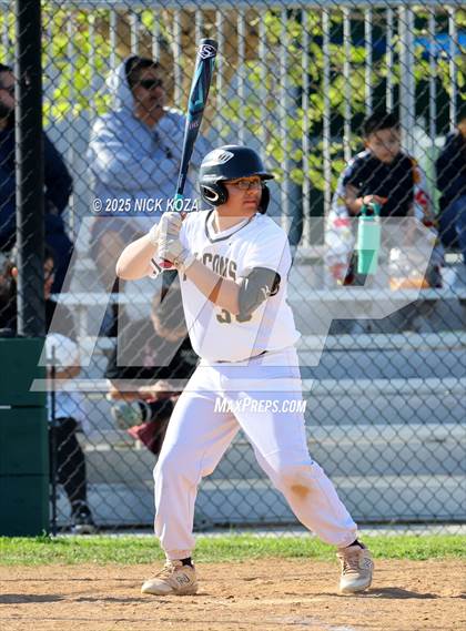Thumbnail 3 in Lynwood vs. Firebaugh photogallery.