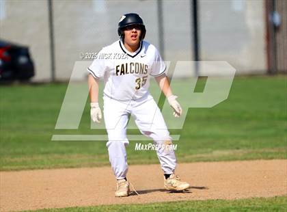 Thumbnail 2 in Lynwood vs. Firebaugh photogallery.