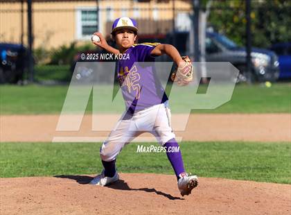 Thumbnail 2 in Lynwood vs. Firebaugh photogallery.
