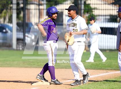 Thumbnail 2 in Lynwood vs. Firebaugh photogallery.