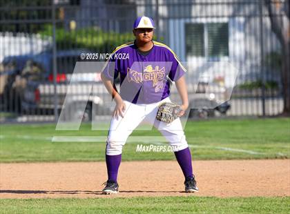 Thumbnail 3 in Lynwood vs. Firebaugh photogallery.