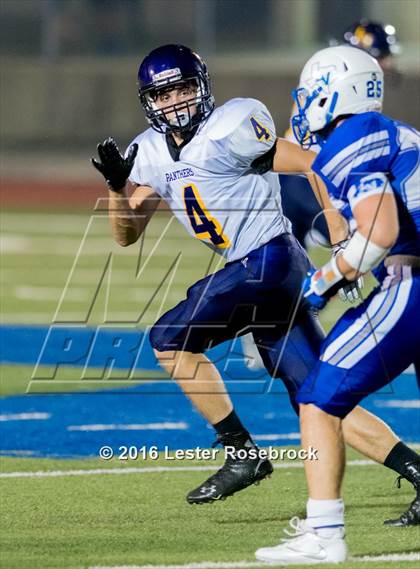 Thumbnail 1 in Liberty Hill vs La Vernia photogallery.