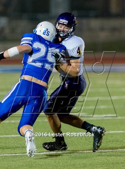 Thumbnail 1 in Liberty Hill vs La Vernia photogallery.