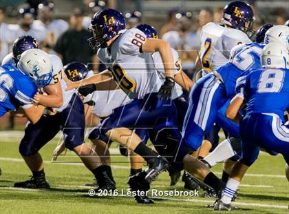 Thumbnail 3 in Liberty Hill vs La Vernia photogallery.