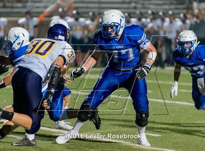 Thumbnail 3 in Liberty Hill vs La Vernia photogallery.