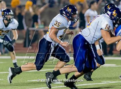 Thumbnail 3 in Liberty Hill vs La Vernia photogallery.