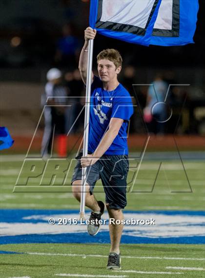 Thumbnail 2 in Liberty Hill vs La Vernia photogallery.