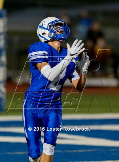 Thumbnail 3 in Liberty Hill vs La Vernia photogallery.