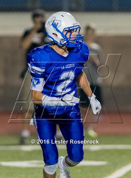 Thumbnail 2 in Liberty Hill vs La Vernia photogallery.