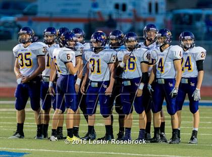 Thumbnail 2 in Liberty Hill vs La Vernia photogallery.