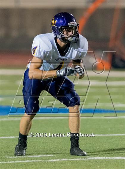 Thumbnail 2 in Liberty Hill vs La Vernia photogallery.