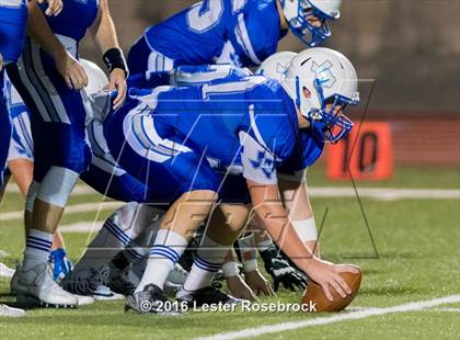 Thumbnail 2 in Liberty Hill vs La Vernia photogallery.
