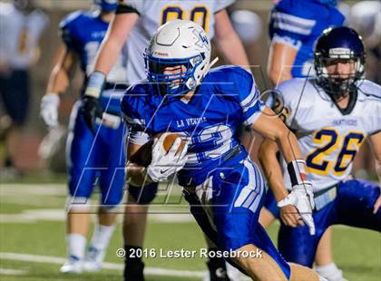 Thumbnail 2 in Liberty Hill vs La Vernia photogallery.