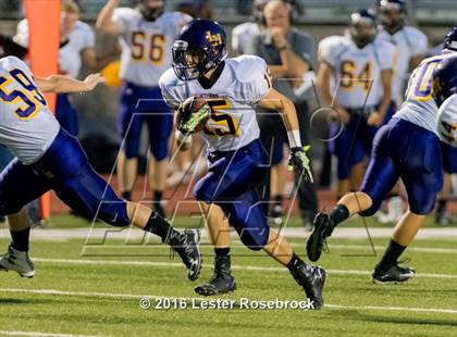 Thumbnail 1 in Liberty Hill vs La Vernia photogallery.