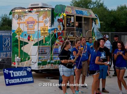 Thumbnail 1 in Liberty Hill vs La Vernia photogallery.