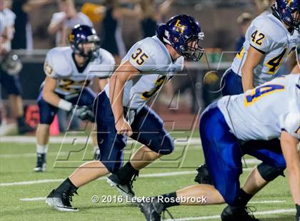 Thumbnail 2 in Liberty Hill vs La Vernia photogallery.