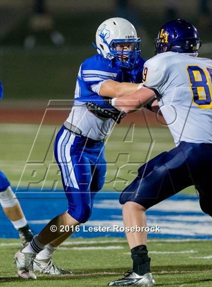 Thumbnail 2 in Liberty Hill vs La Vernia photogallery.