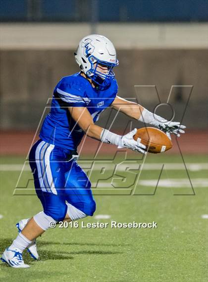 Thumbnail 1 in Liberty Hill vs La Vernia photogallery.